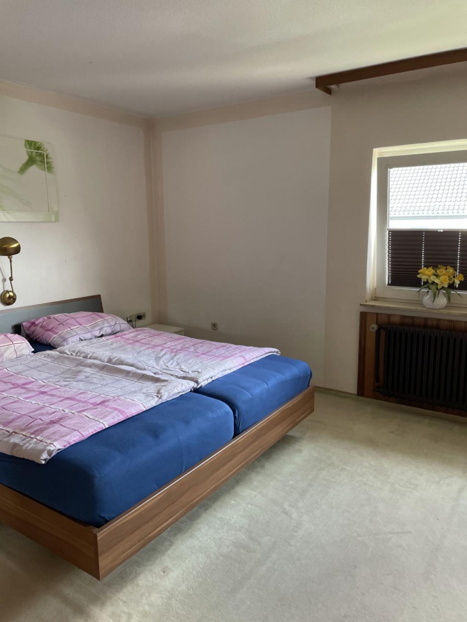 Entire House, Quiet City Location, Garden, Parking Билефелд Екстериор снимка